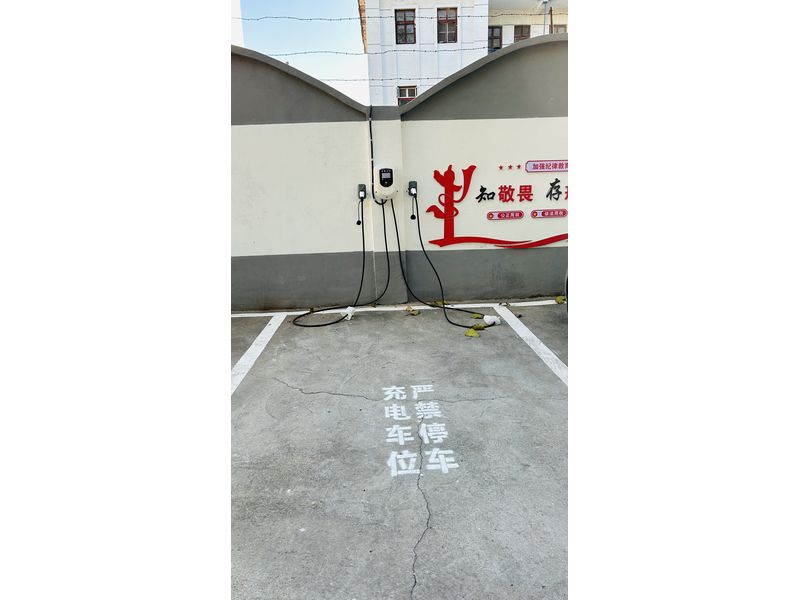 新鄉(xiāng)物業(yè)建設(shè)中路充電站